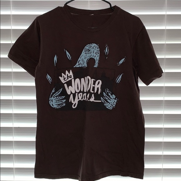 Hot Topic Tops - The Wonder Years Tee